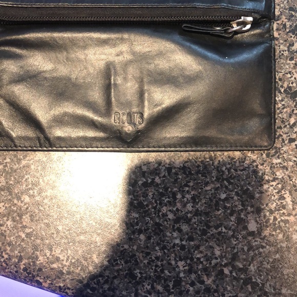 Vintage Roots Leather Wallet- Large - Picture 2 of 3